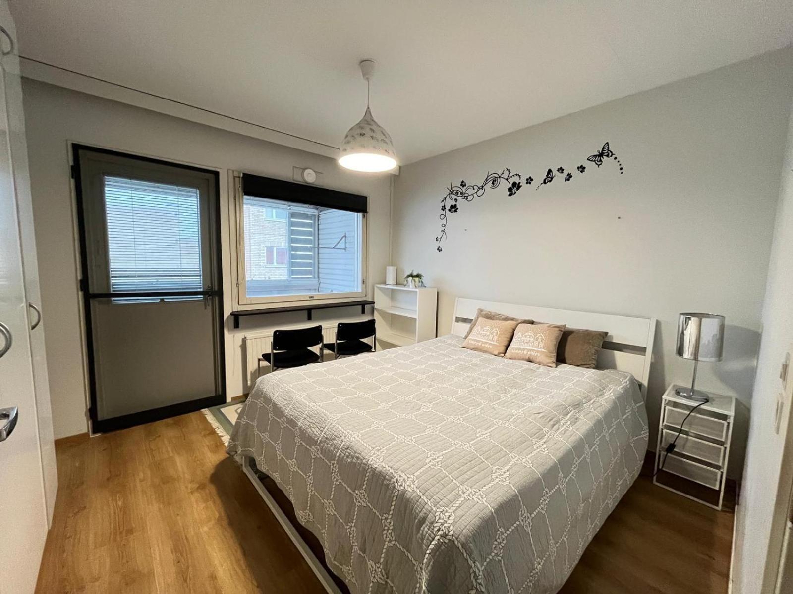 Private Rooms Near Metro, Free Parking,Direct Bus From Airport 헬싱키 외부 사진